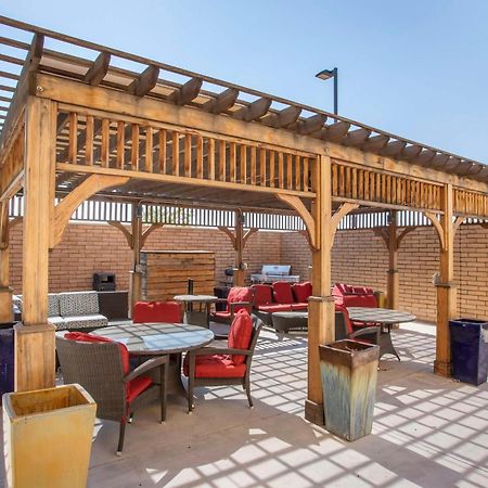 Best Western Plus Chandler Hotel & Suites Exterior photo