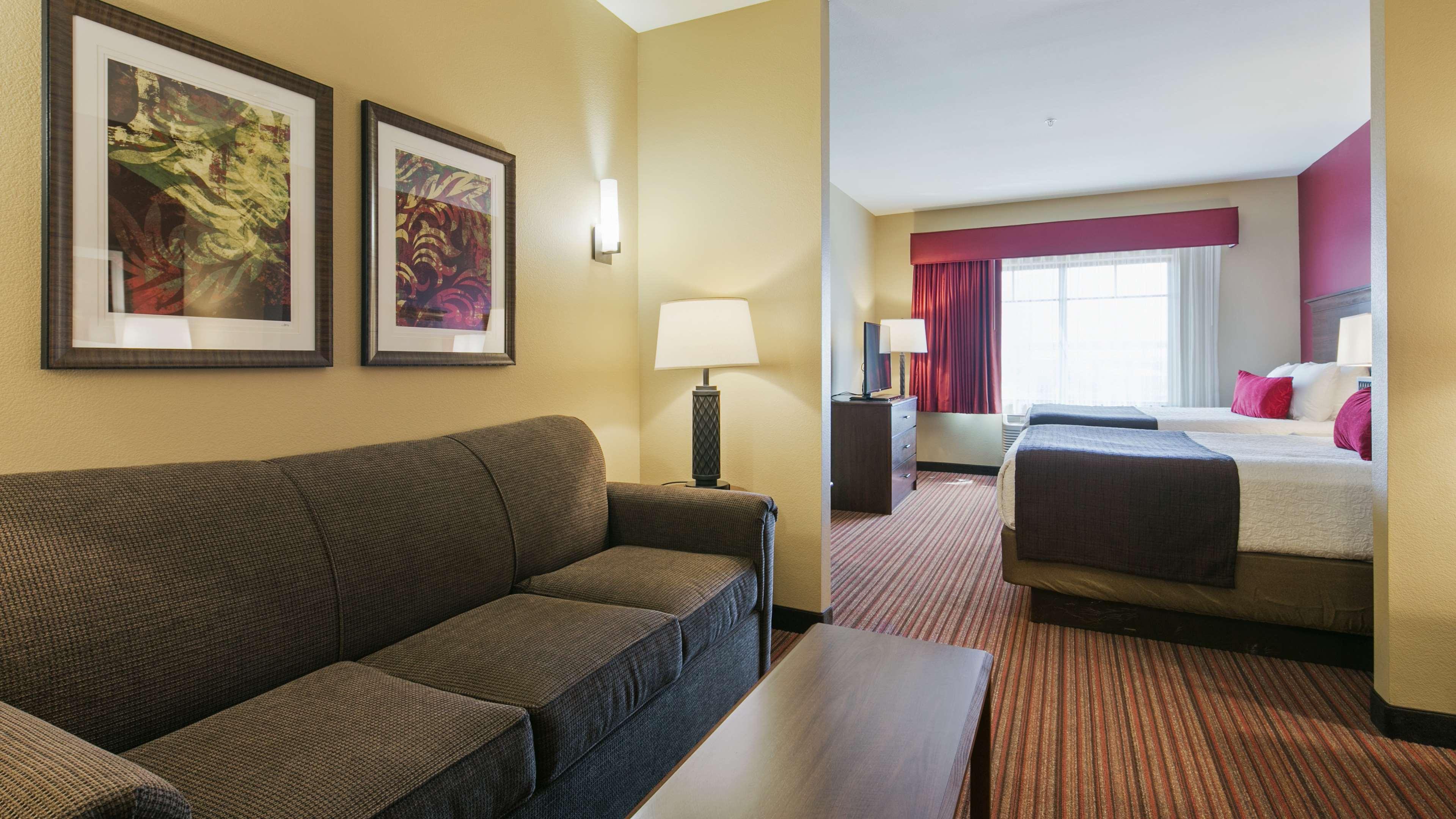 Best Western Plus Chandler Hotel & Suites Exterior photo
