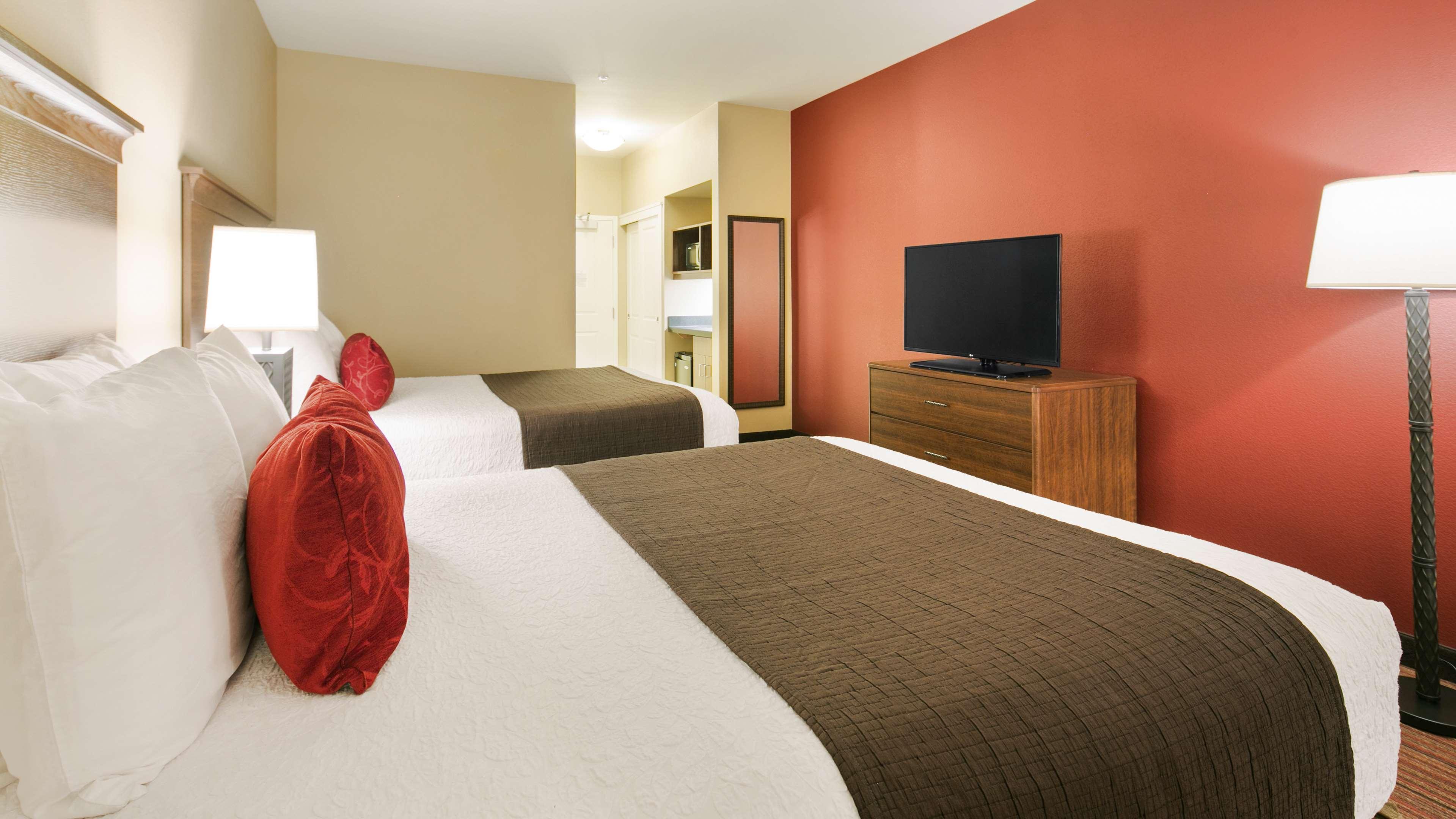 Best Western Plus Chandler Hotel & Suites Exterior photo