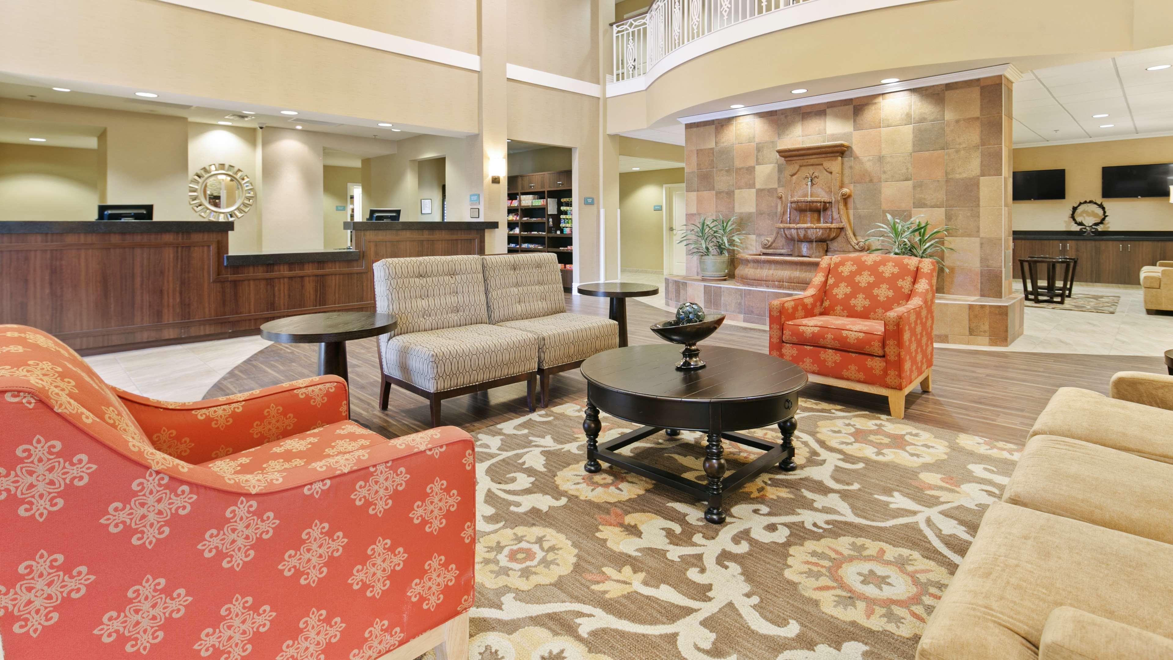 Best Western Plus Chandler Hotel & Suites Exterior photo