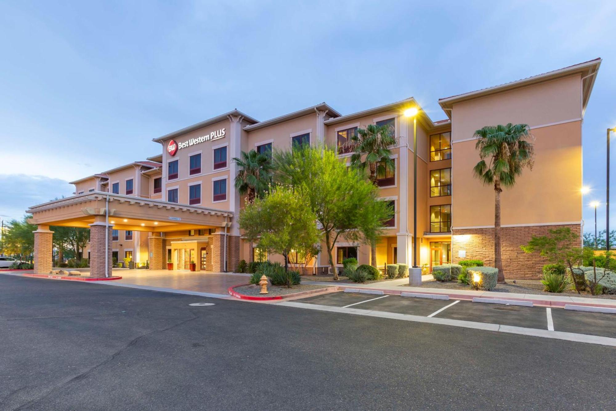 Best Western Plus Chandler Hotel & Suites Exterior photo
