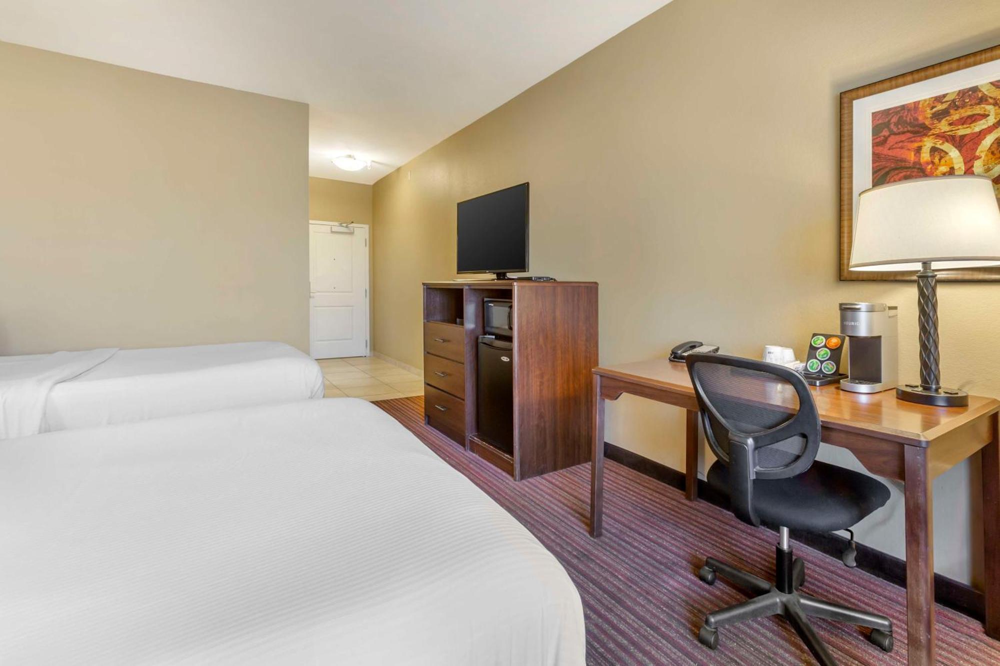 Best Western Plus Chandler Hotel & Suites Exterior photo